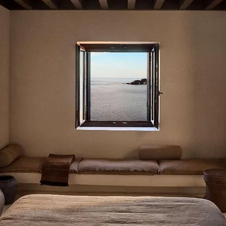 Hotell Luura - Cliff, Paros, Morgans Originals (adults Only) 5*